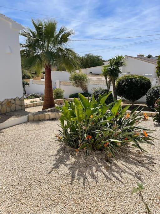 Villa In Moraira - El Faro Экстерьер фото